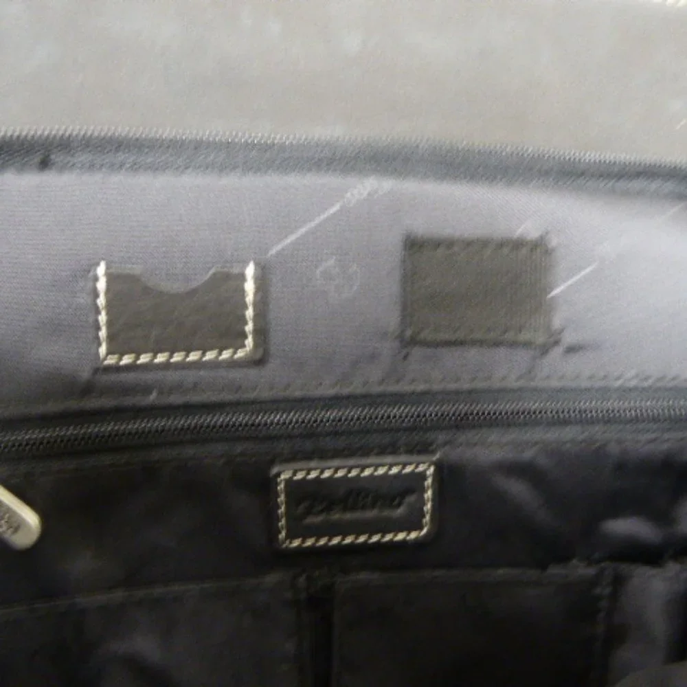 Bellino Paramount Pictures computer black leather bag messenger